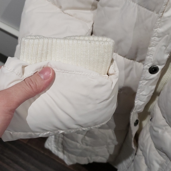 White Puffer Coat - Picture 5 of 8